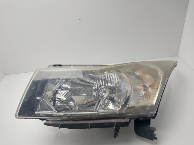Faro izquierdo para Chevrolet Cruze J300