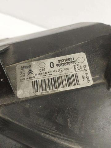 9682828280 Faro izquierdo  disponible Málaga