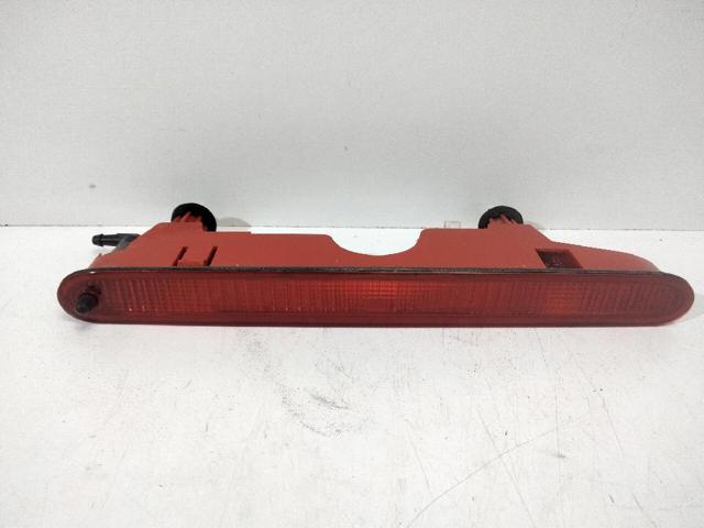 PEUGEOT 9682830180 Tercera luz de freno  en stock Salamanca