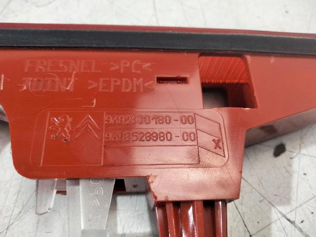 9682830180 PEUGEOT Tercera luz de freno comprar Bilbao