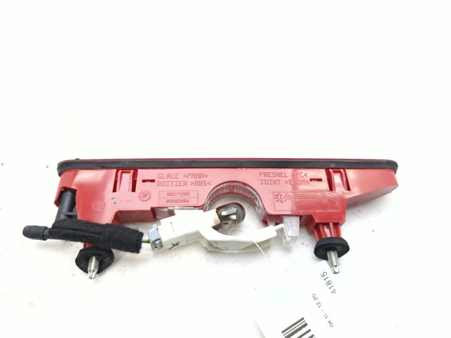 PEUGEOT 9682830180 Tercera luz de freno  en stock Terrassa