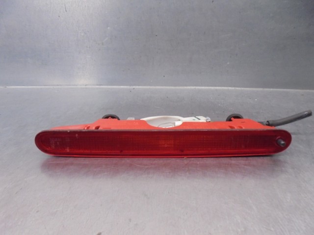 9682830180 Luz de freno trasera adicional  comprar en Reus