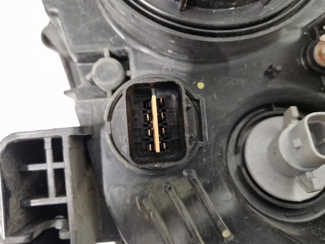 GM 96831092 Faro derecho  comprar en Albacete