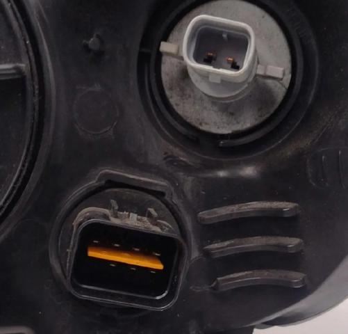 96831092 GM Faro derecho comprar Bilbao