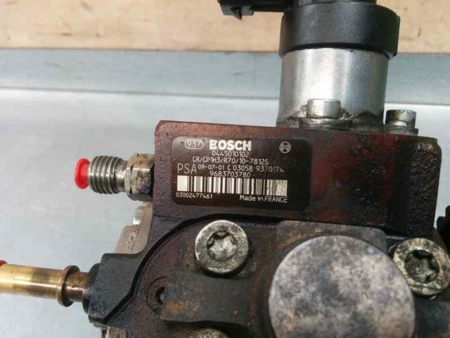 PEUGEOT 9683703780 Bomba de alta presión de combustible  disponible Valladolid