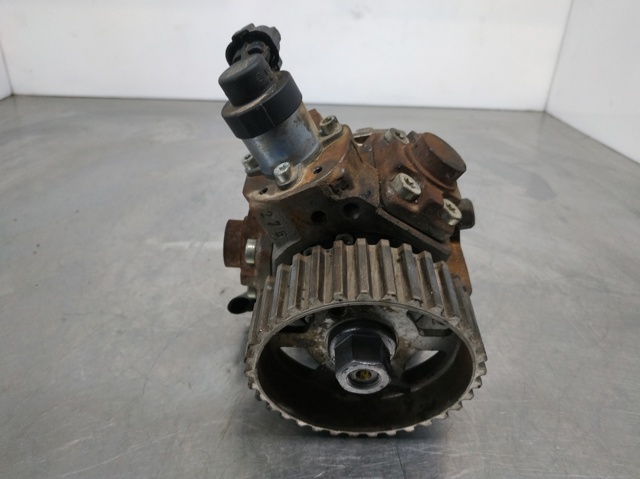 PEUGEOT 9683703780 Bomba inyectora  en stock Terrassa