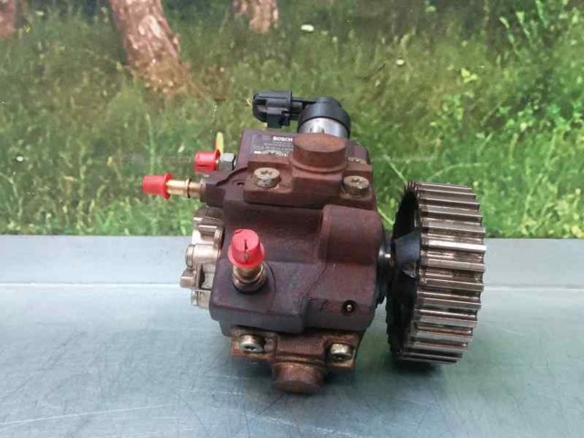 PEUGEOT 9683703780 Bomba inyectora  en stock Salamanca