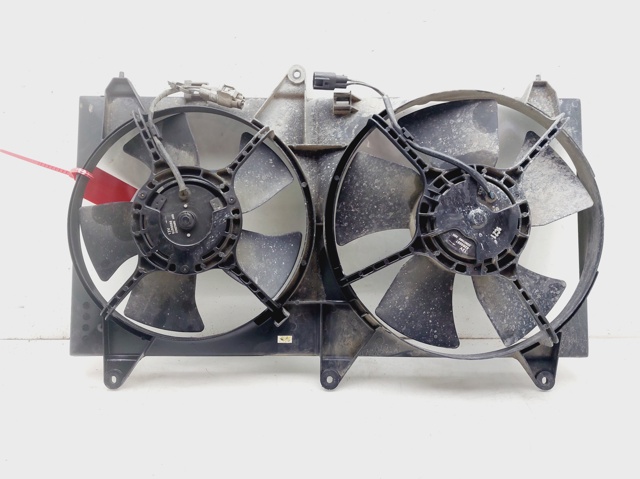 Difusor de radiador, ventilador de refrigeración, condensador del aire acondicionado, completo con motor y rodete 96838443 General Motors