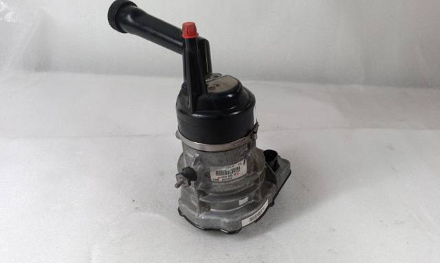 9684252580 PEUGEOT Bomba de dirección asistida  disponible Vigo