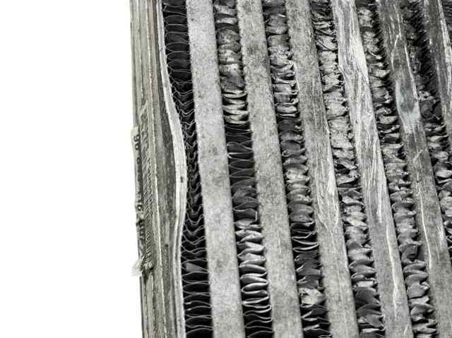 Radiador de aire de admisión Peugeot 208 CA, CC