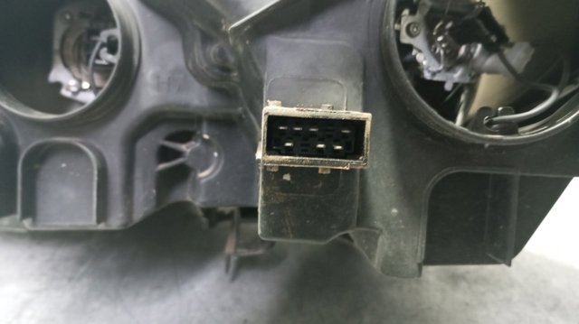 9684382280 Faro derecho  comprar en Zaragoza