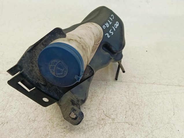 Precio del repuesto Deposito de agua de limpiaparabrisas C4  hatchback