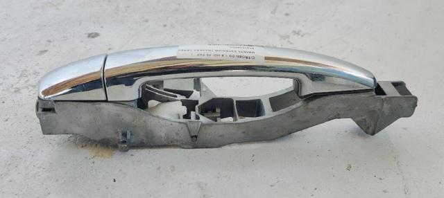 9684559980 Soporte de manija exterior de puerta derecha  disponible Málaga