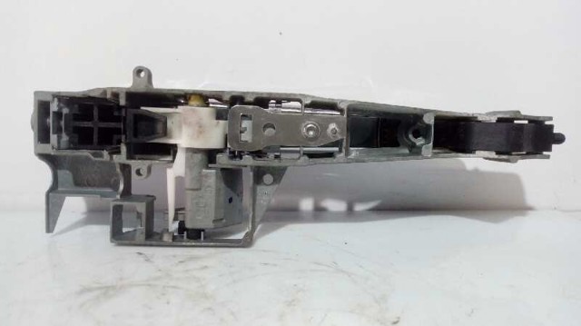 9684559980 PEUGEOT Soporte de manija exterior de puerta derecha  disponible Ourense