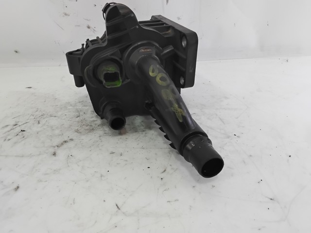 Caja del termostato Peugeot 208 CA, CC