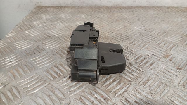 9684648680 Cerradura de maletero  en stock Castellón