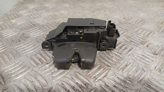 9684648680 PEUGEOT Cerradura de maletero  en stock Córdoba