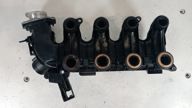 9684941780 PEUGEOT Colector de admisión  disponible Vigo