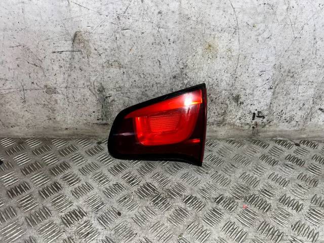 PEUGEOT 9685225480 Piloto trasero interior derecho  en stock Valencia