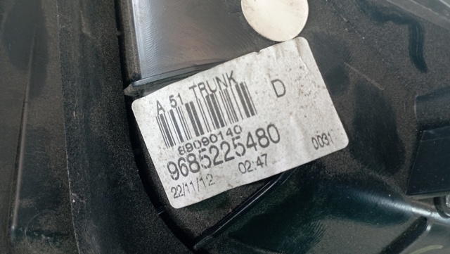 PEUGEOT 9685225480 Piloto trasero interior derecho comprar Barcelona