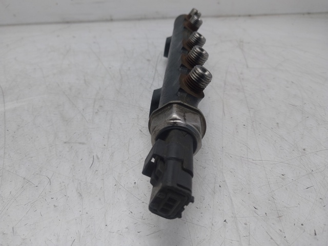 FORD 9685297580 Rampa de combustible  en stock Valencia