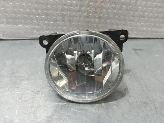 PEUGEOT 9685425280 Faro antiniebla izquierdo y derecho  en stock Terrassa