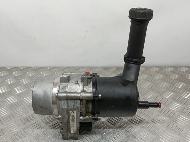 PEUGEOT 9685590380 Bomba de dirección comprar Tarragona