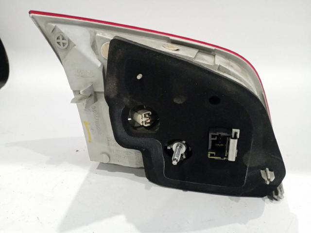PEUGEOT 9686780680 Piloto trasero interior derecho  en stock Terrassa