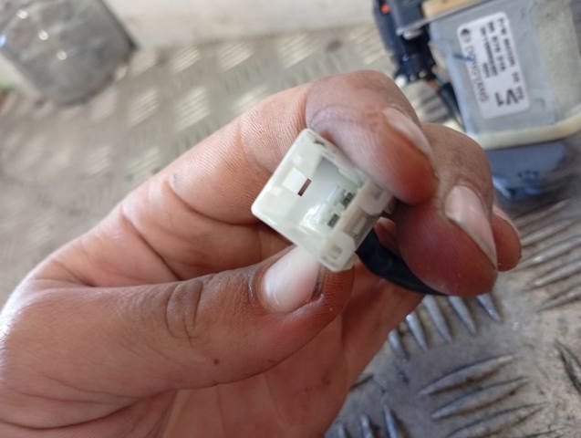 GM 96870316 Motor del elevalunas de la puerta delantera izquierda  comprar en Murcia
