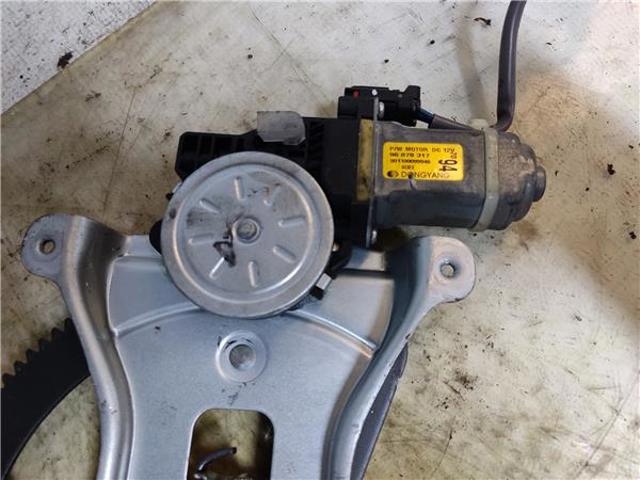 96870317 GM Motor del elevalunas de la puerta delantera derecha  en stock Gandía