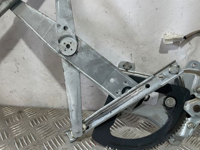 GM 96870317 Motor del elevalunas de la puerta delantera derecha  disponible Lugo