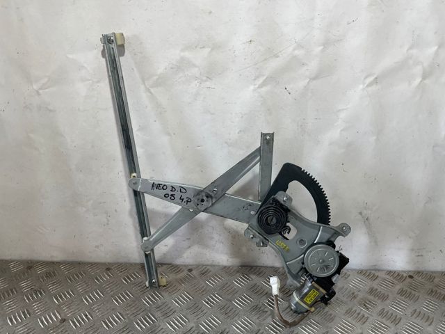 GM 96870317 Motor del elevalunas de la puerta delantera derecha  en stock Terrassa