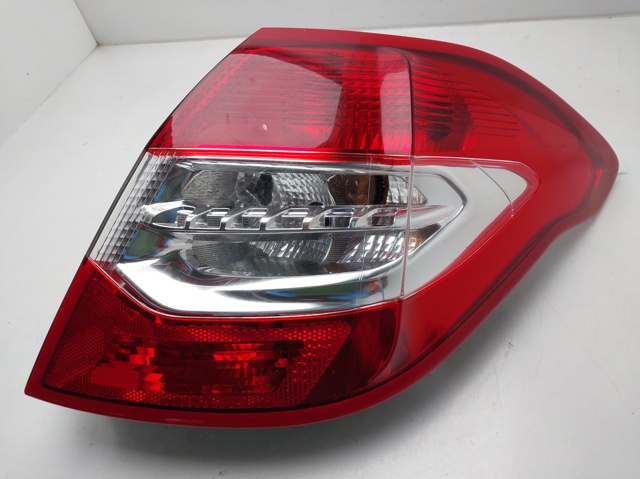 PEUGEOT 9687311980 Piloto trasero exterior derecho  disponible Valladolid