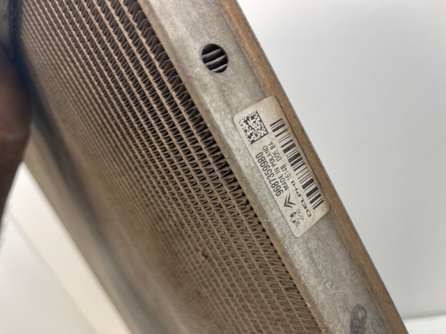 9687359980 PEUGEOT Radiador de refrigeración del motor  disponible Vigo