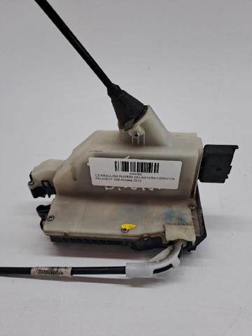 9688079980 PEUGEOT Cerradura de puerta delantera derecha  en stock Gandía