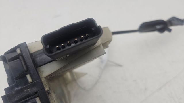 9688080080 Cerradura de puerta delantera izquierda  comprar en Pontevedra