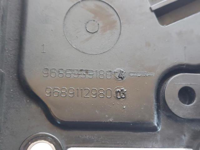 FORD 9689112980 Tapa de balancines  disponible España