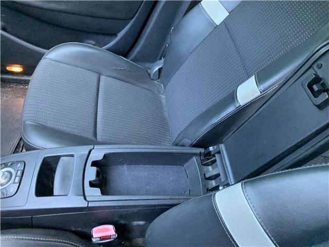 969100026R RENAULT Consola central del panel de control  comprar en Jaén