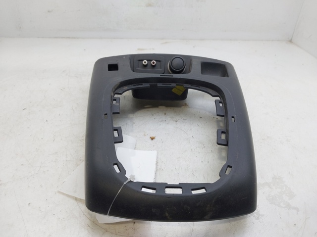 969330001R Renault (RVI)