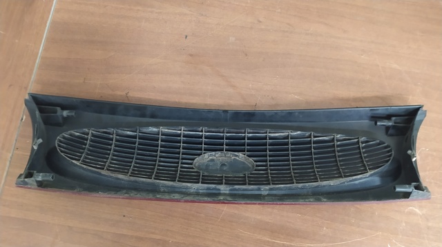FORD 96FB8200ACW Parrilla comprar Barcelona