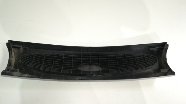 Rejilla Fiesta IV hatchback (1996-2002) original desde 28,44 €