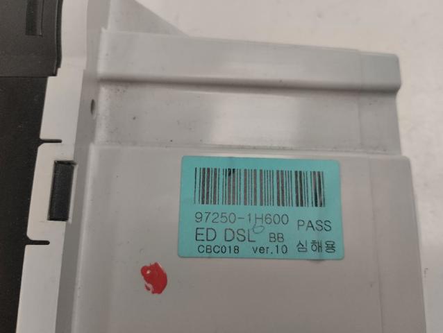 HYUNDAI 972501H600 Unidad de control aire acondicionado  en stock Terrassa