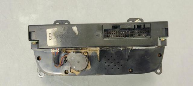 HYUNDAI 9725026XXX Unidad de control aire acondicionado  en stock Valencia