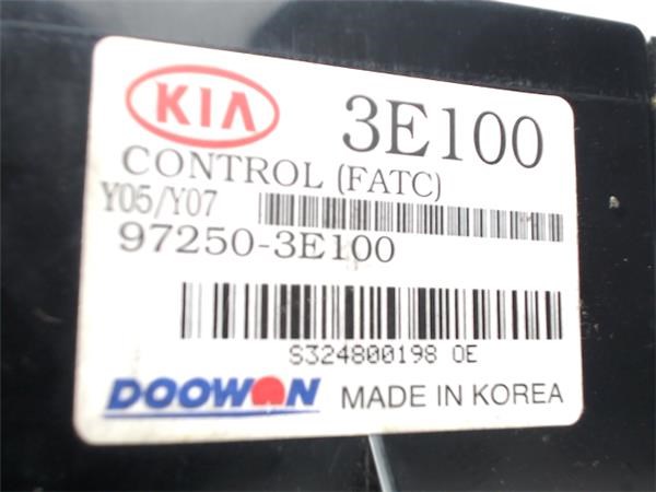 972503E100 Unidad de control aire acondicionado  en stock Granada