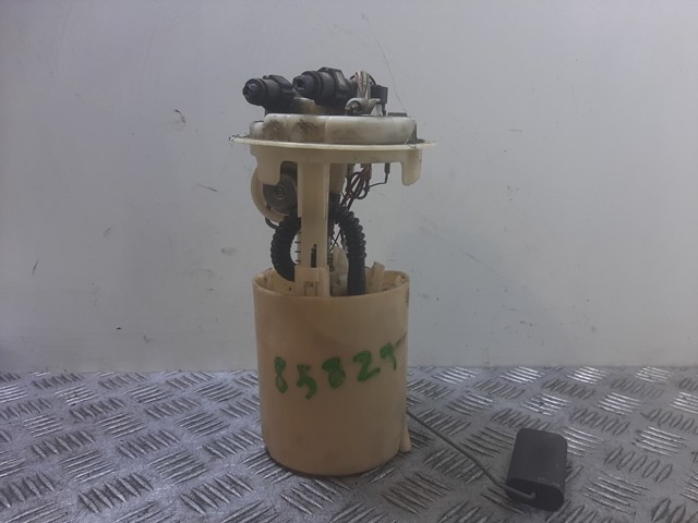 9730689900 Bomba de gasolina  en stock Castellón
