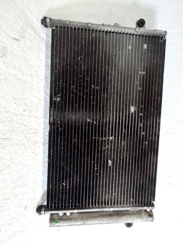 976061C100 HYUNDAI Condensador aire acondicionado comprar Bilbao