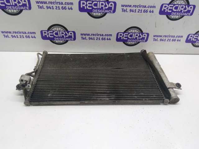 976061C100 HYUNDAI Condensador de aire acondicionado  disponible Ourense