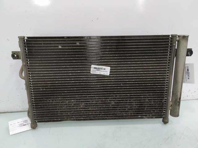 976061C200 HYUNDAI Condensador de aire acondicionado  comprar en Jaén