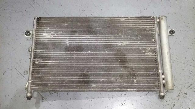 976061C200 HYUNDAI Condensador aire acondicionado  en stock Huelva