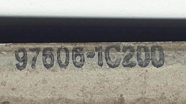 976061C200 HYUNDAI Condensador de aire acondicionado  comprar en Jaén
